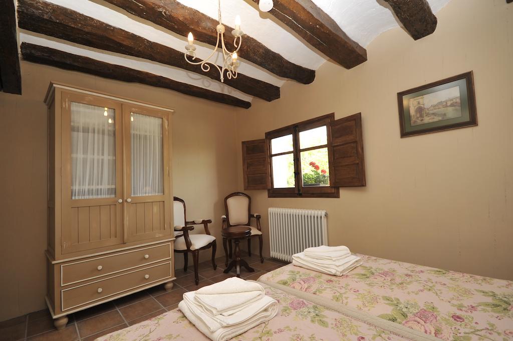 Els Canterers Miravet Habitación foto